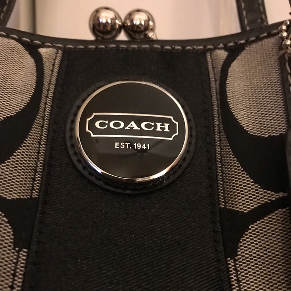 Coach Handbag - Picture 3 of 8